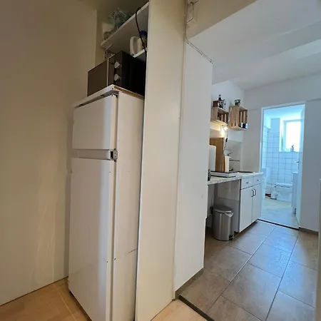 Moebliertes Einliegerwohnung Eg