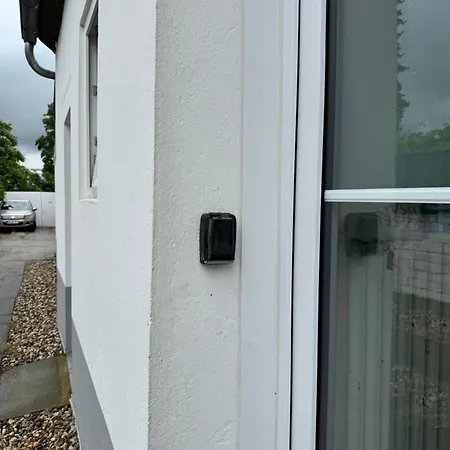 Moebliertes Einliegerwohnung Eg * Duisburgo